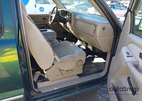 2001 Chevrolet Silverado 1500 Ls z USA, uszkodzony, nr VIN 2GCEK19V111307171